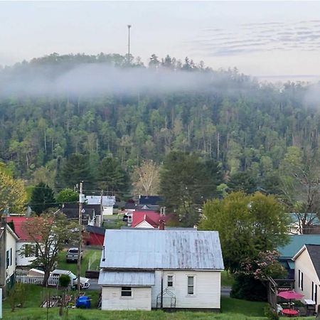 Cozy Fries Escape With Mountain And River Views! Galax Екстер'єр фото